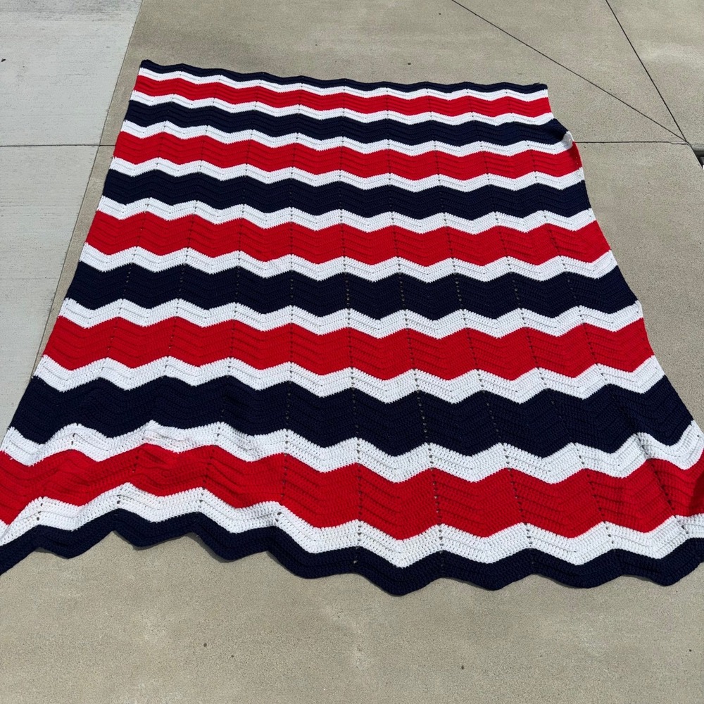 Vintage Handmade Crochet Afghan Blanket Red White Navy Blue Chevron Ripple Throw
